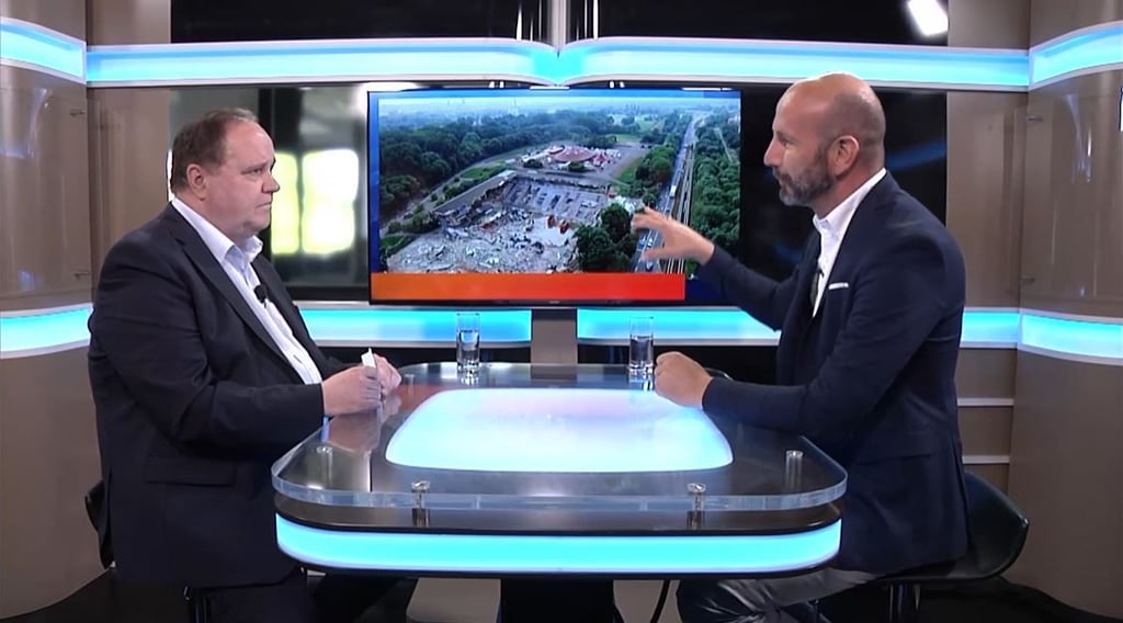 Präsident der Saale Bulls Daniel Mischner im Interview über die alte Eissporthalle in Halle.