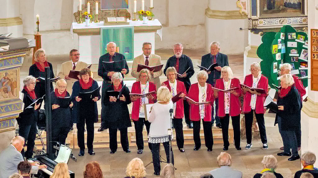 Chorkonzert in Kembergs Kirche: Sänger aus Bad Schmiedeberg, Kemberg und Reinsdorf waren dort zu erleben.