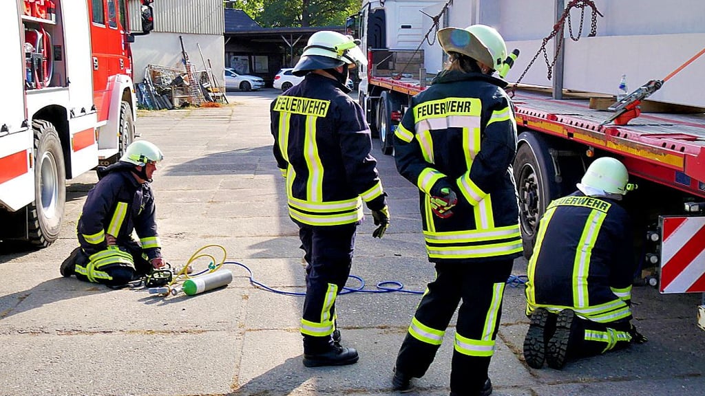 20 Tonnen werden mit einem Luftkissen angehoben.