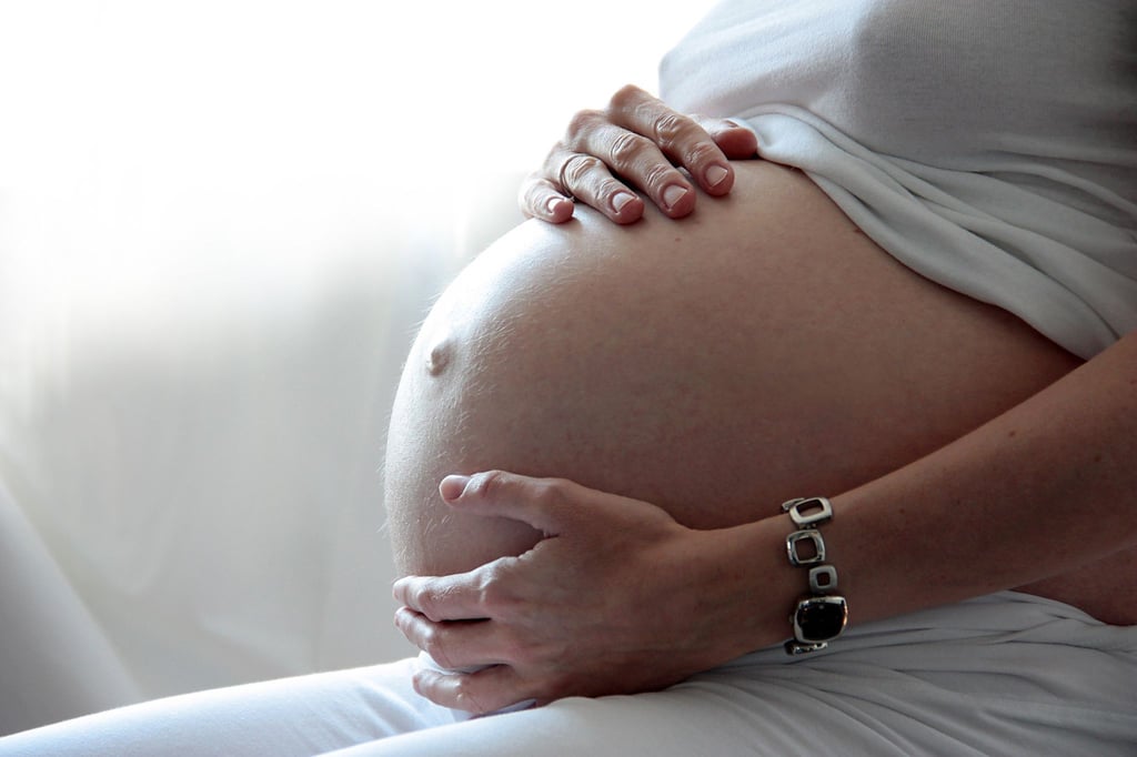 Vorfreude im Bauch, aber auch Ängste, die die Geburt betreffen? Mentale Geburtsvorbereitung soll Frauen für die Entbindung starkmachen.