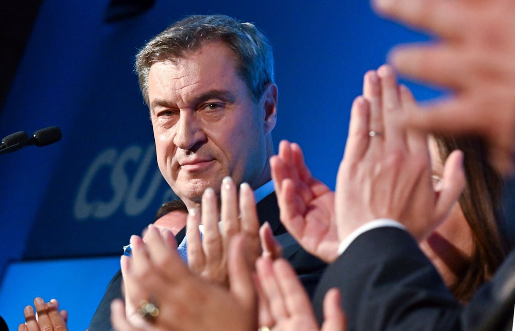 Wahlsieger Markus Söder (CSU) wird in München gefeiert.