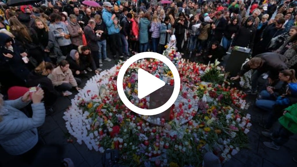 In Halle wird am Montag der Opfer des rechtsextremen Terroranschlags vom 9. Oktober 2019 gedacht. Das Foto zeigt das Gedenken vor vier Jahren.