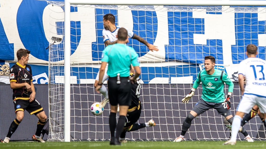 Luc Castaignos vom 1. FC Magdeburg traf akrobatisch zum 1:1 gegen den Karlsruher SC und nun der beste "Joker" der 2. Bundesliga.