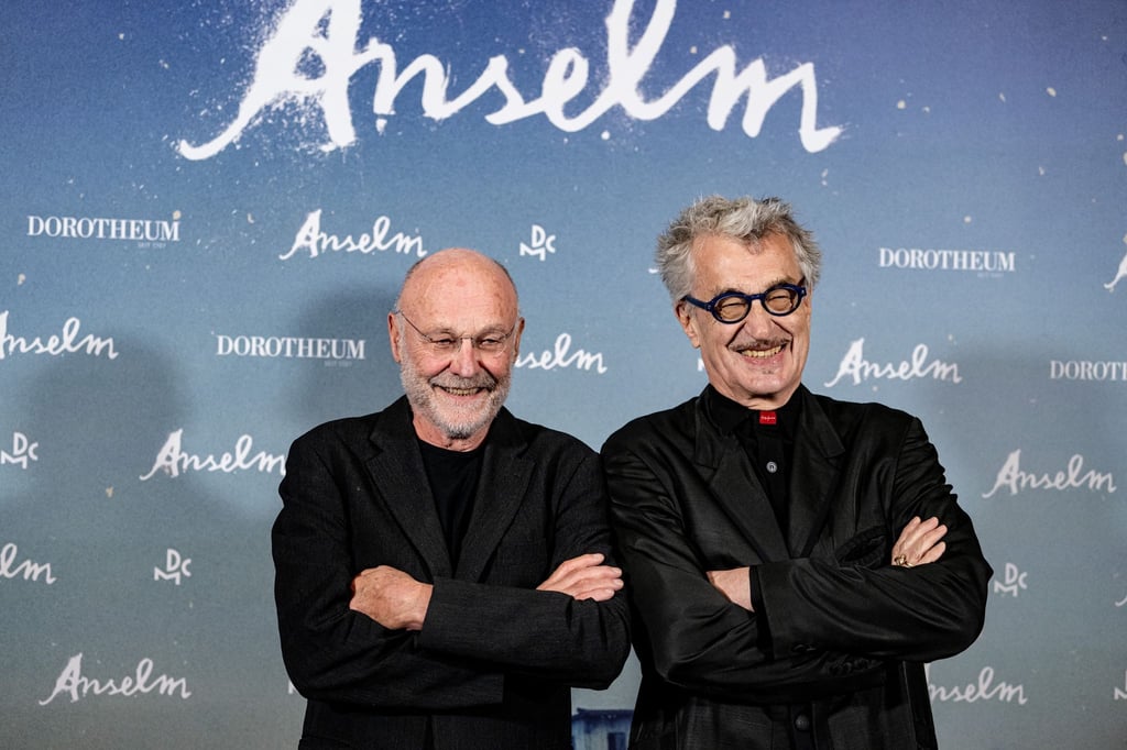Anselm Kiefer (l) und Wim Wenders bei der Deutschland-Premiere des Films „Anselm - Das Rauschen der Zeit“.