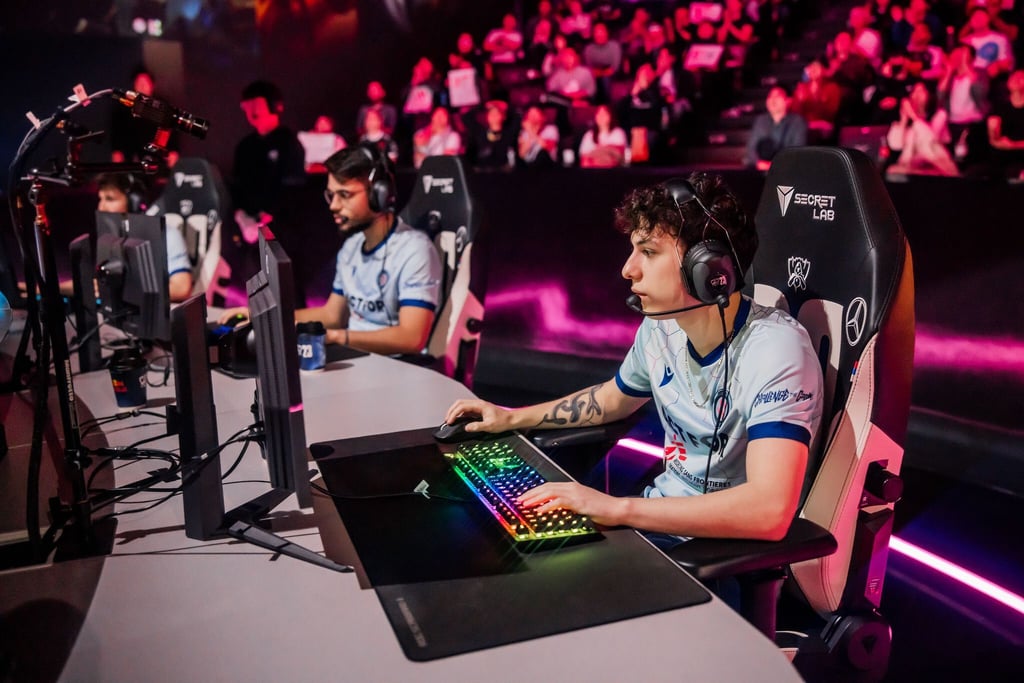 Gegen PSG machte BDS aus einem 0:2 noch einen 3:2-Sieg und steht in der Swiss Stage der LoL-WM.