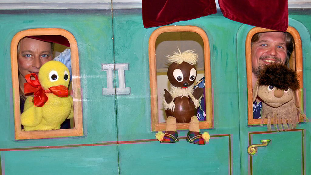 Mit dem Märchenland-Express nach Osterburg: die Puppenspieler Franziska Kriebisch und Dennis Sobotta.