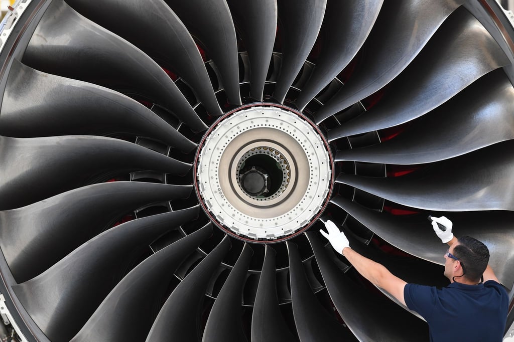 Rolls-Royce baut vor allem Antriebe für Großraumflugzeuge, die auf Langstreckenverbindungen von Kontinent zu Kontinent zum Einsatz kommen.