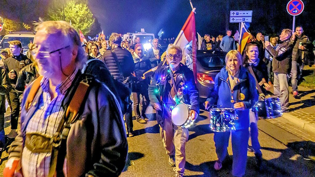 Demonstration und Kundgebung am Luthergarten gab es im vergangenen Jahr am Reformationstag in Wittenberg.