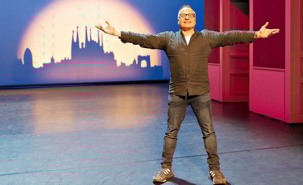 Stefano Giannetti auf der Bühne im Anhaltischen Theater. In dieser Woche wird seine Version des Märchenballetts „Nussknacker“ Premiere feiern.