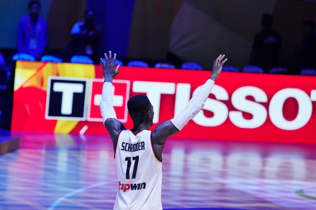 Dennis Schröder will bei den Olympischen Spielen 2024 in Paris die deutsche Fahne tragen.