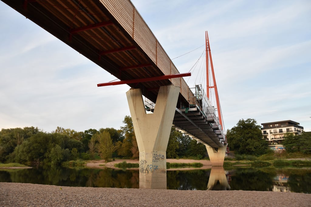 Die Wasserfallbrücke in Magdeburg wird gesperrt.