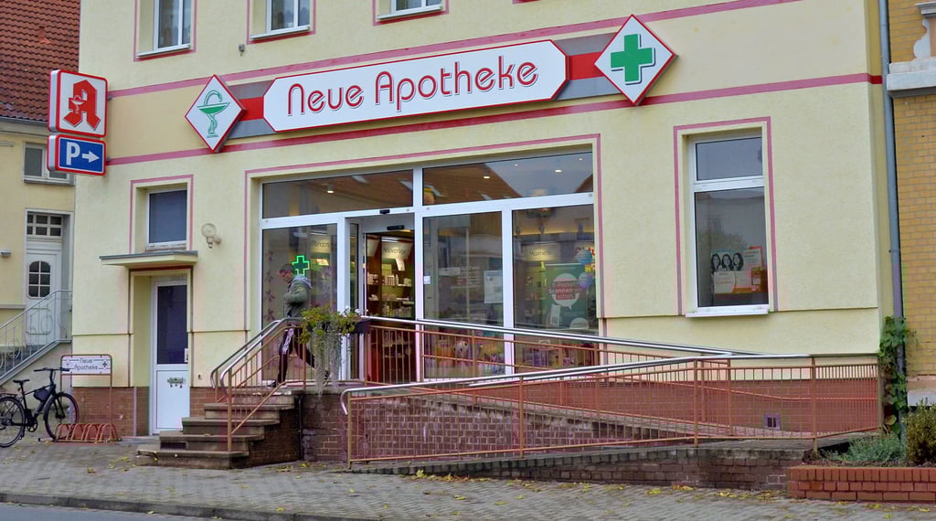 Wie in vielen anderen Apotheken kann man sich auch in der Neuen Apotheke in Oschersleben nicht gegen Grippe impfen lassen. Das hat verschiedene Gründe.