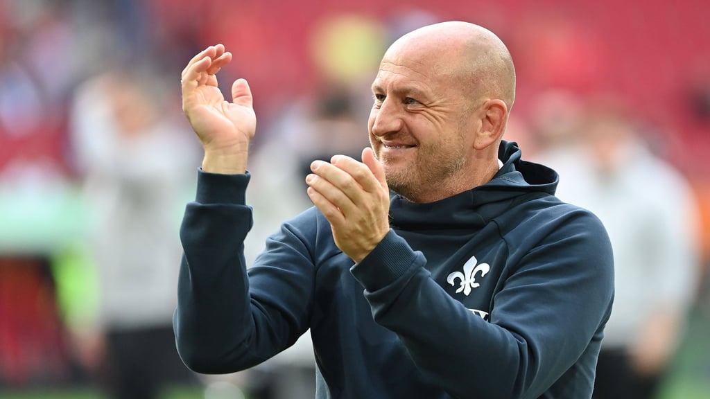 Torsten Lieberknecht, Trainer von Darmstadt 98, rechnet sich auch im Heimspiel gegen RB Leipzig etwas aus.