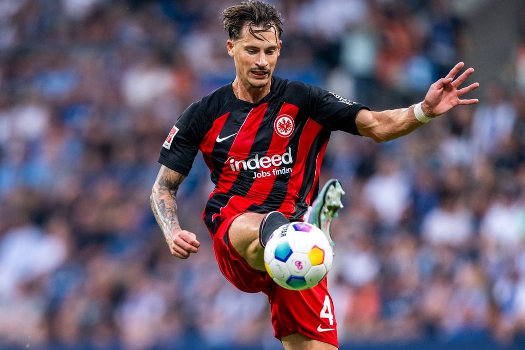 Robin Koch fühlt sich bei der Frankfurter Eintracht wohl.