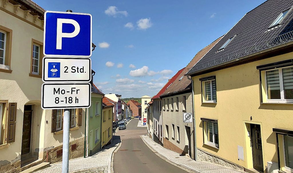 Die Parkplatzsituation in Osterfelds Innenstadt wird oft kritisiert.