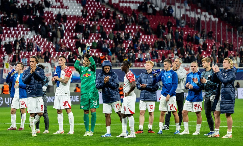 Die RB-Profis nach dem Champions-League-Spiel gegen Manchester City.