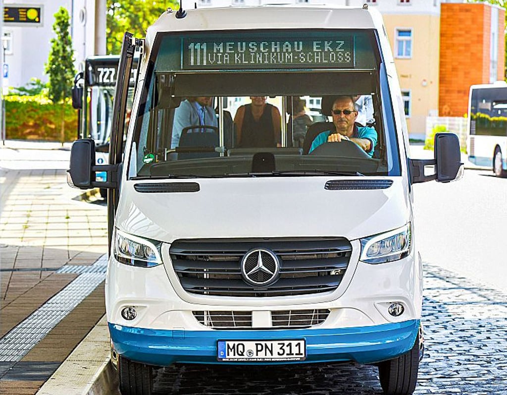 Seit mehr als einem Jahr fahren die Stadtbuslinien 111 und 112 durch Merseburg.