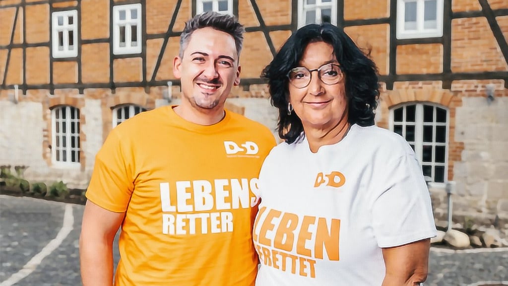 Stefan Beyer hat Dagmar Pladwich mit seiner Stammzellenspende beim Überwinden von Leukämie geholfen.