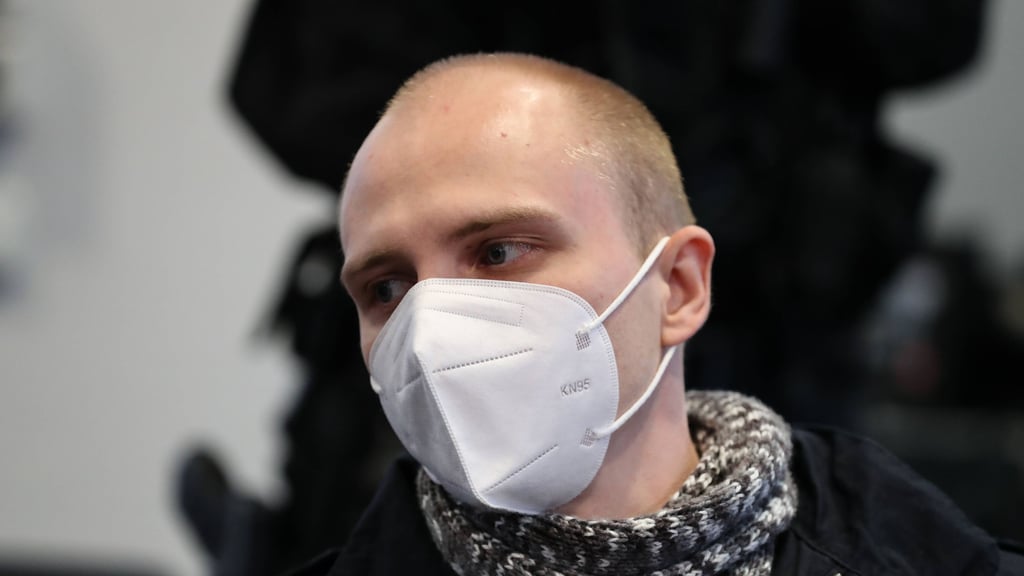 Der Synagogen-Attentäter Stephan B. könnte bald erneut vor Gericht landen.