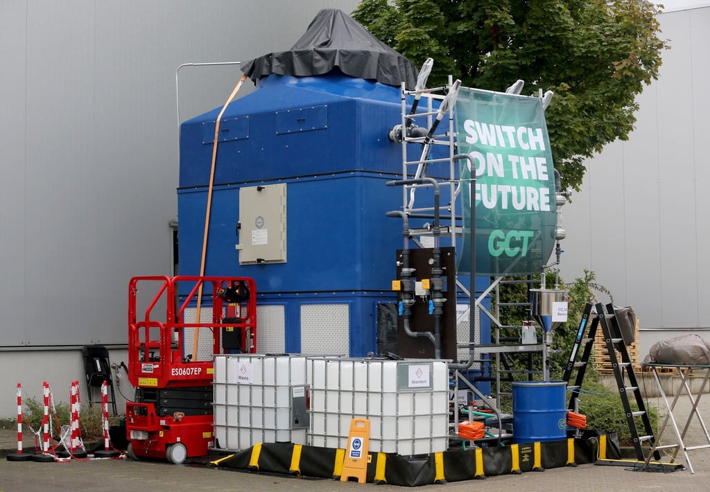 Die sogenannte „Greenberry 2“, eine etwa fünf Meter hohe Demonstrationsanlage, mit der das Treibhausgas Kohlendioxid aus der Luft abgeschieden werden kann, eine Art „CO2-Staubsauger“.