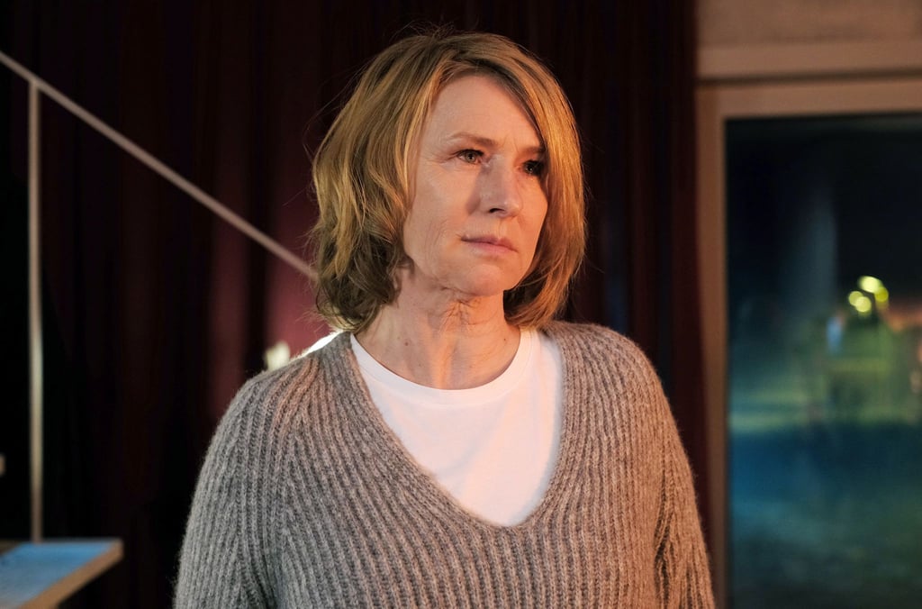 Henriette (Corinna Harfouch) muss einige Überraschungen verarbeiten.