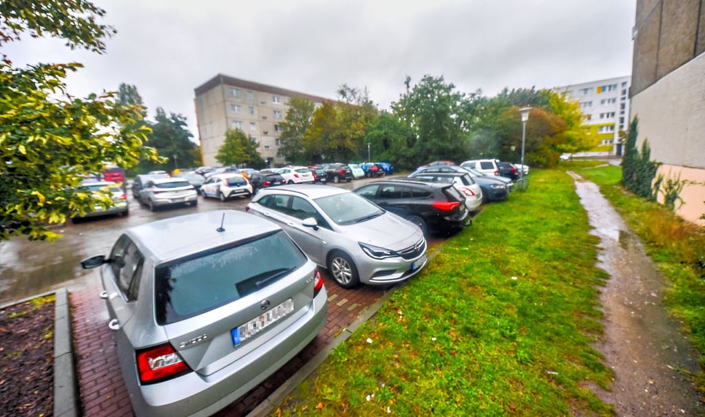 Der Parkplatz der Salinepassage soll mit etwa 50 zusätzlichen Parkflächen erweitert werden.