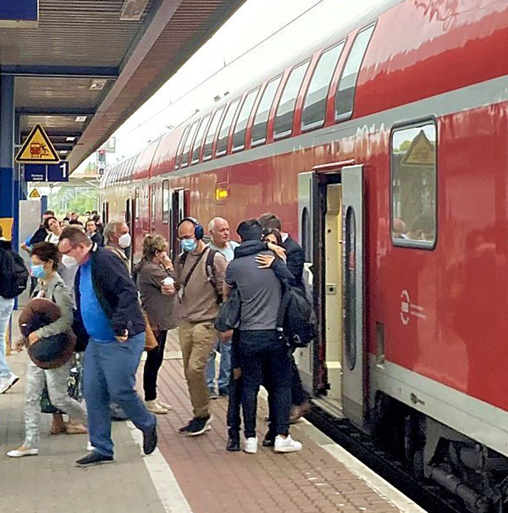 Das Deutschlandticket lässt die Zahl der Fahrgäste in den Zügen im Jerichower Land steigen.