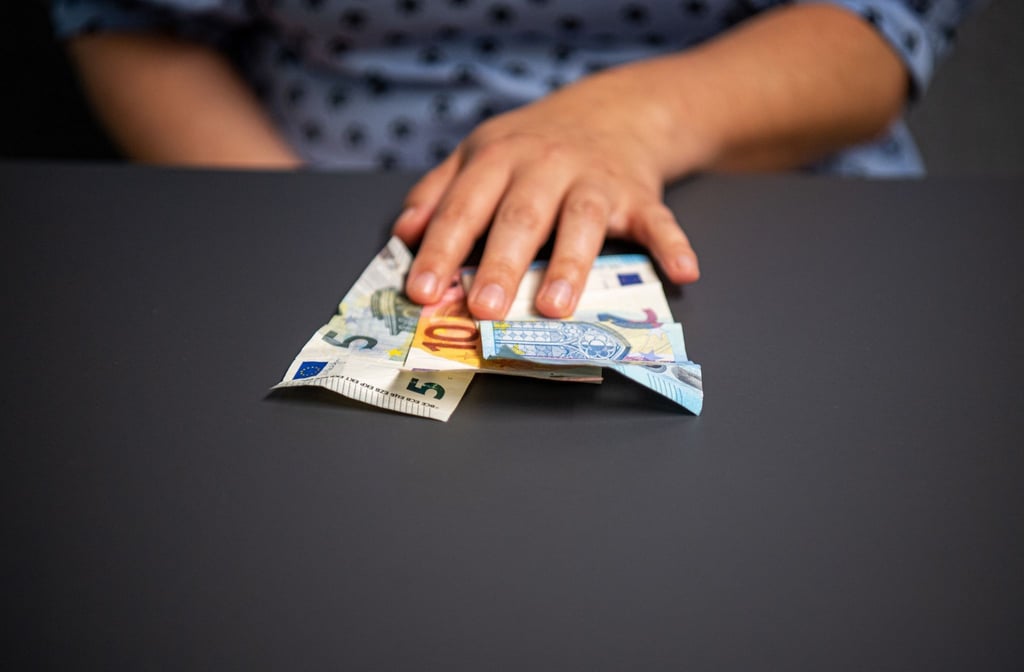 Wer einen Freistellungsauftrag bei seiner Bank stellt, braucht sich Steuerabzüge auf Kapitalerträge nicht über die Steuererklärung wiederzuholen.