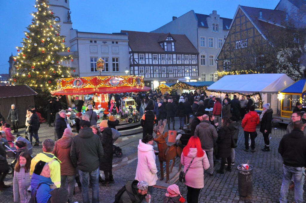 Der Weihnachtsmarkt in Salzwedel zieht in diesem Jahr auf den Marktplatz um.