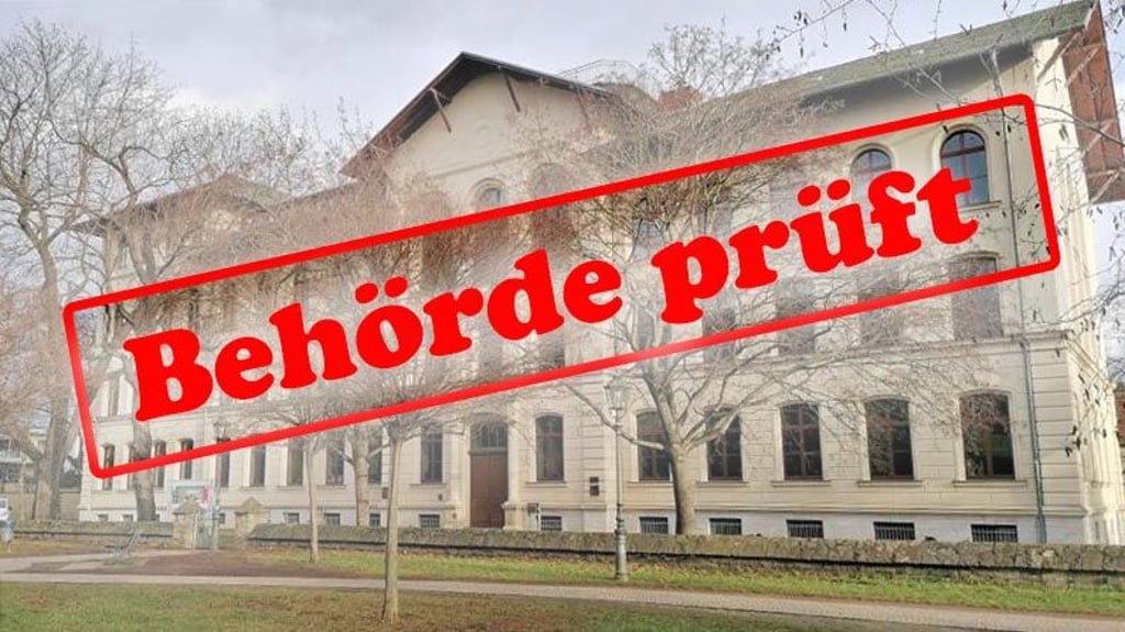 Das Landesschulamt untersucht am Gymnasium Stephaneum das Verhältnis eines Lehrers zu einer ehemaligen Schülerin.