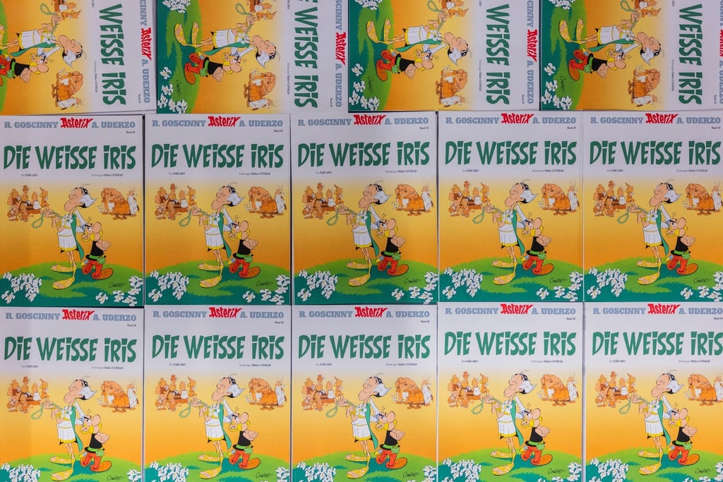 Der Asterix-Band Nummer 40 heißt „Die Weiße Iris“.