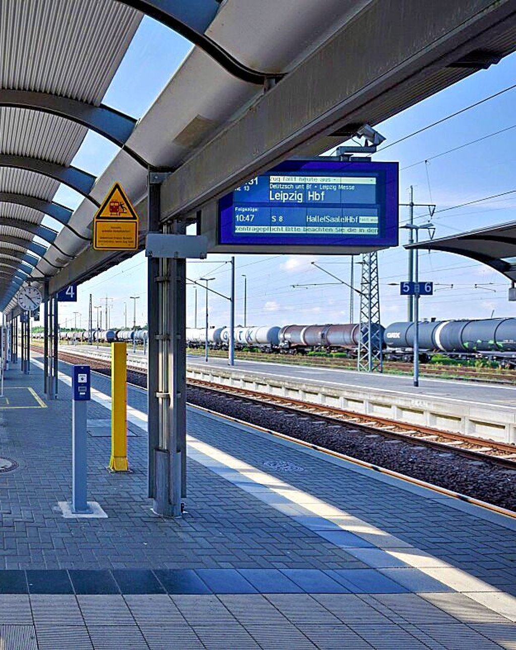 Die Sprayattacke erfolgte am Bahnhof Bitterfeld.