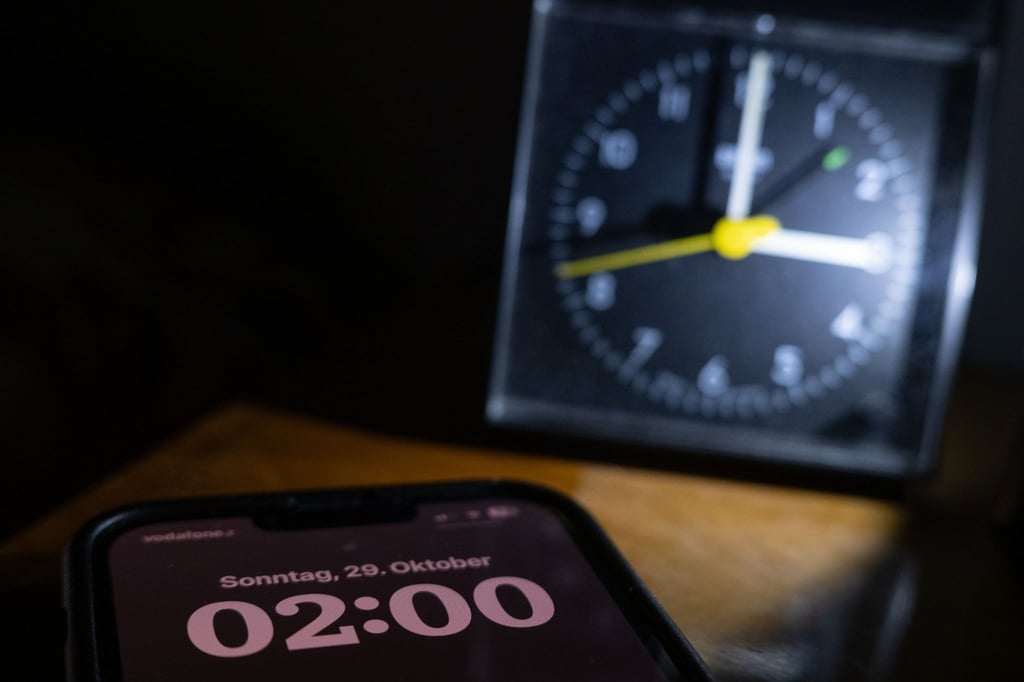 Am 29. Oktober ist die Sommerzeit vorbei. Dann werden die Uhren um 3 Uhr eine Stunde zurückgestellt.