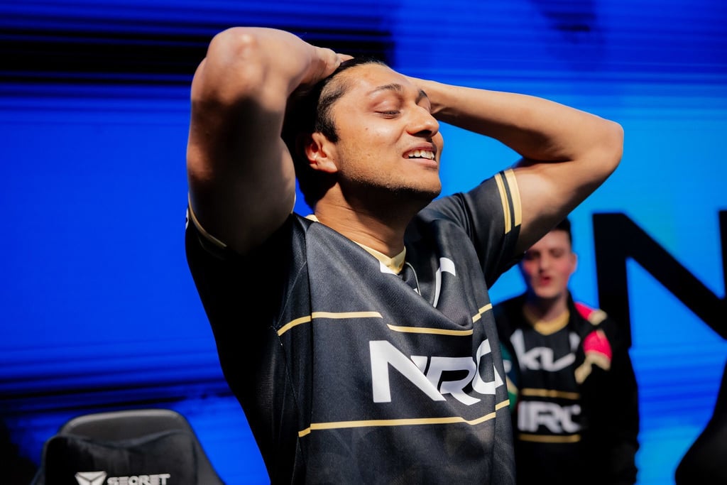NRG wurde nach dem klaren Sieg gegen G2 bei der LoL-WM von Emotionen überwältigt.