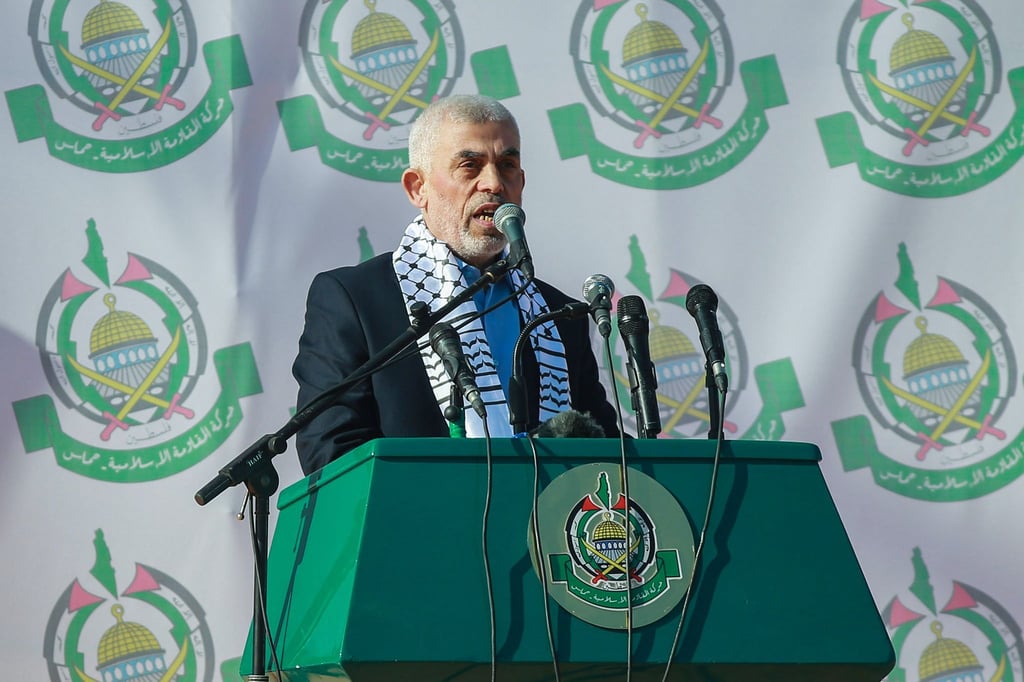 Hamas-Chef Jihia al-Sinwar spricht bei einer Kundgebung in Gaza im Dezember 2022.