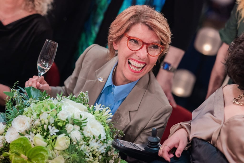 Bettina Böttinger nimmt gut gelaunt Abschied vom „Kölner Treff“.