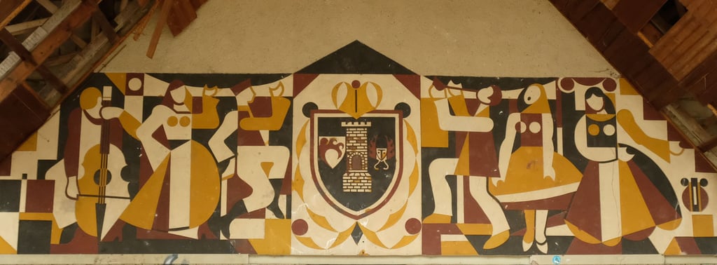 Das bekannte Wandbild in der Bühne im Blankenburger Stadtpark.