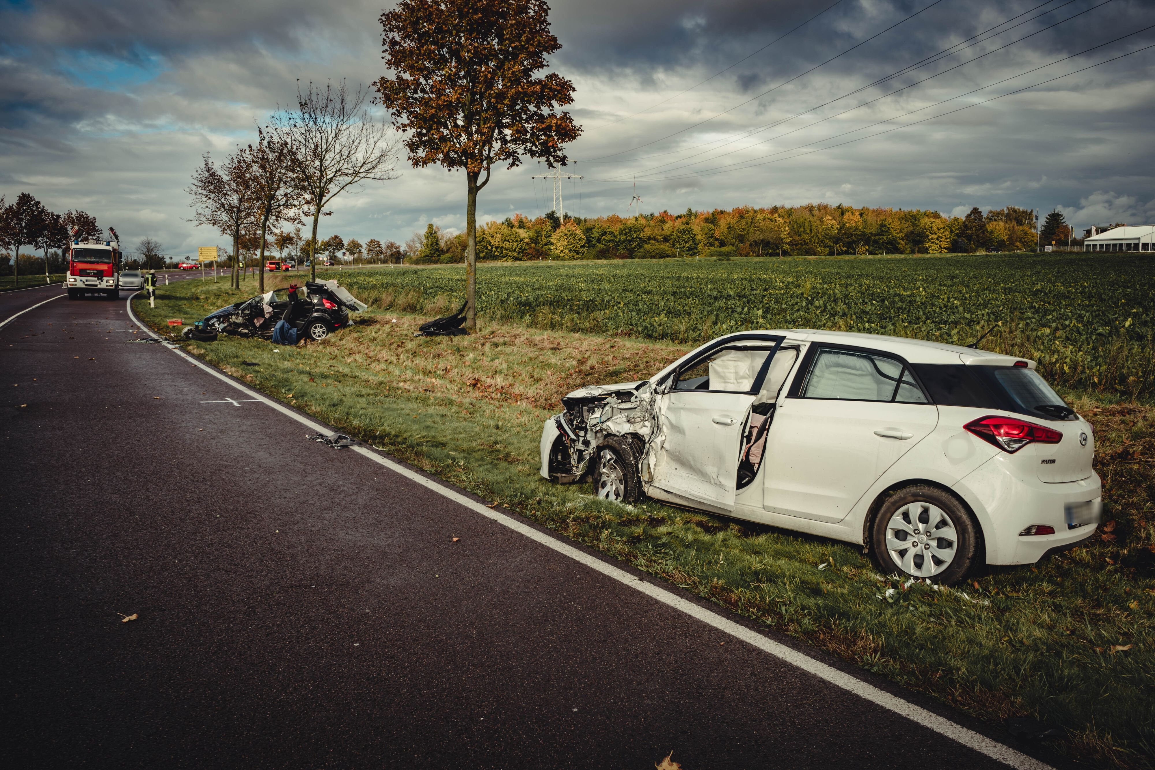 Ins Schleudern Geraten: Drei Personen Bei Unfall Schwer Verletzt ...