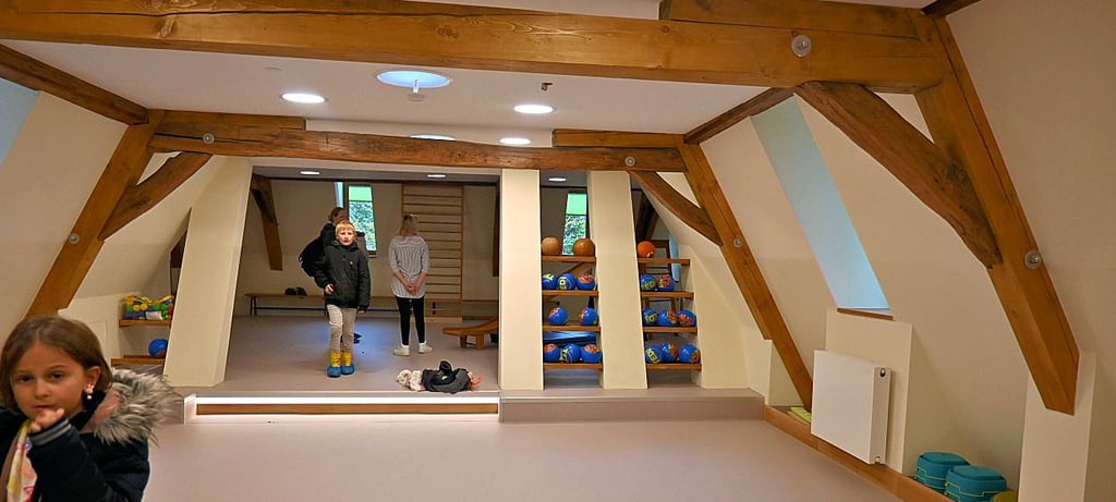 Vom Bewegungsraum im Dachgeschoss waren viele Besucher besonders angetan.