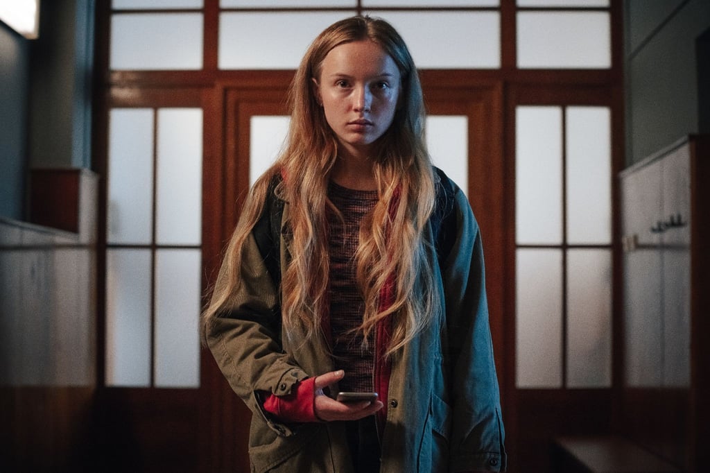 Lisa Abel (Mina-Giselle Rüffer) in einer Szene der Serie „Was wir fürchten“.