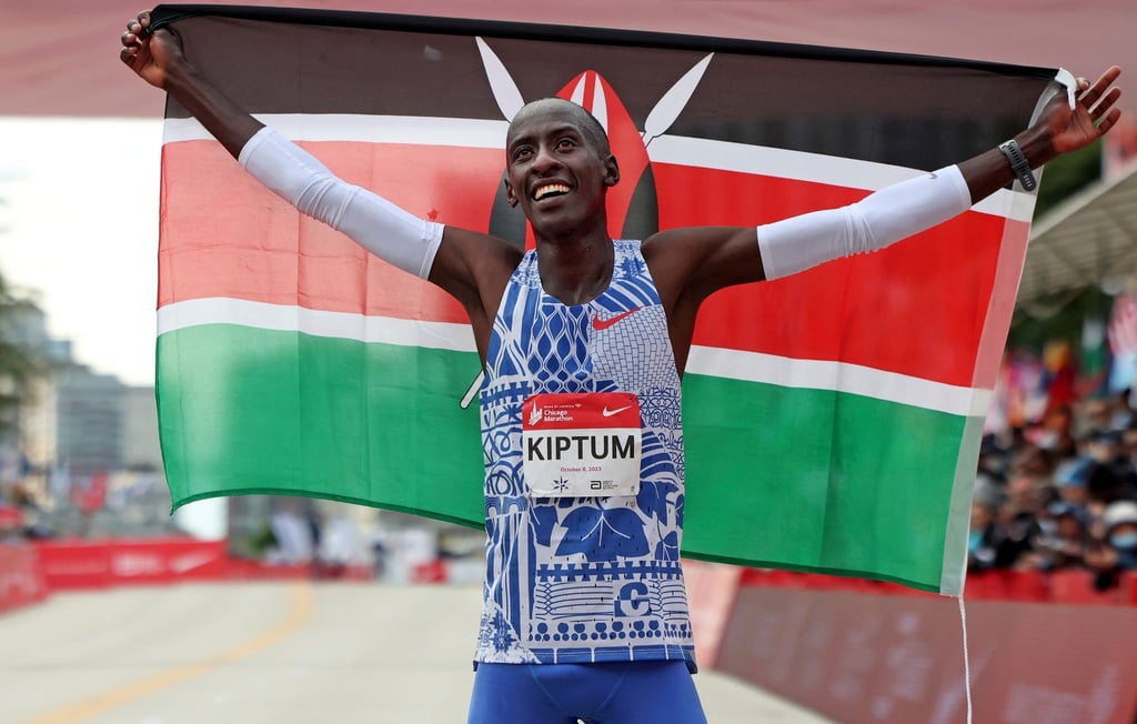 Der Kenianer Kelvin Kiptum war in Chicago einen Marathon-Weltrekord gelaufen.