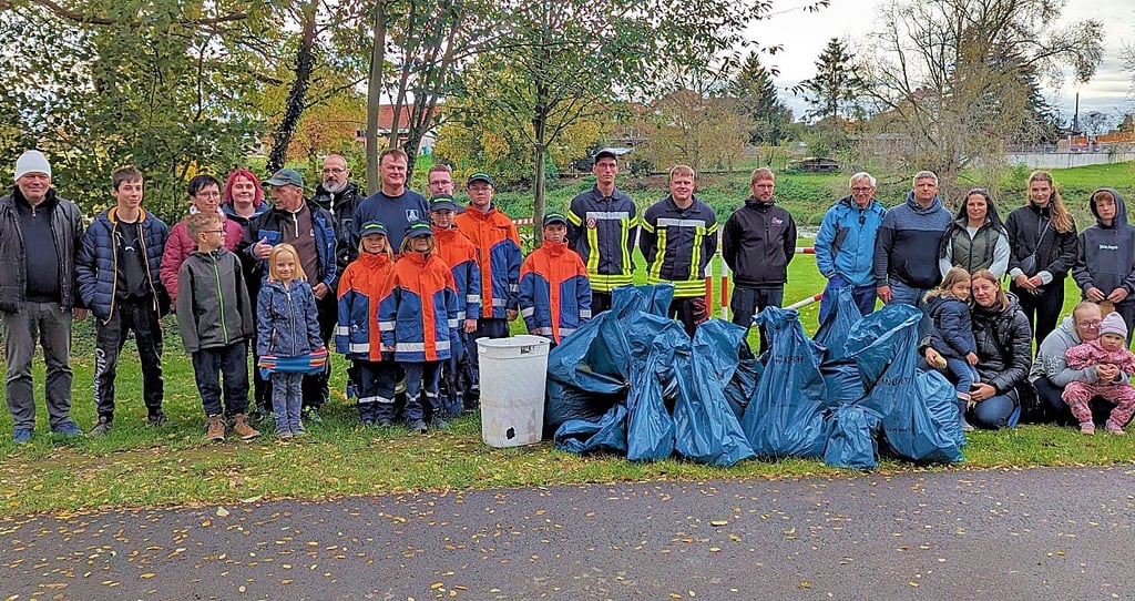 Rund 40 Freiwillige haben in Bad Dürrenberg aufgeräumt.