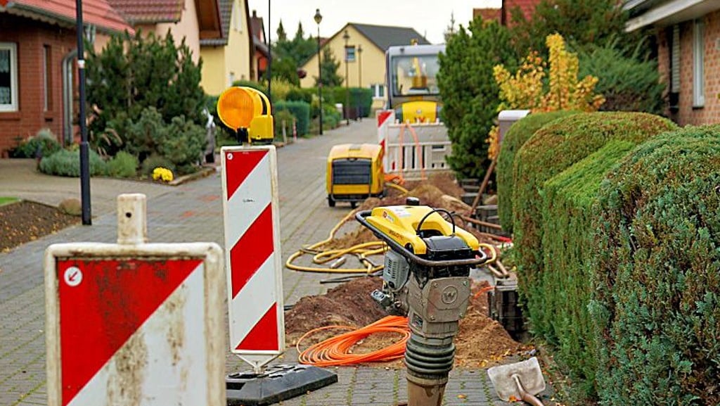 Häuser im Wolmirstedter Wiesengrund bekommen Glasfaser.