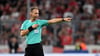 Bastian Dankert ist als FIFA-Schiedsrichter sehr erfahren. Am Samstag leitet er das Bundesliga-Spiel zwischen Mainz 05 und RB Leipzig.