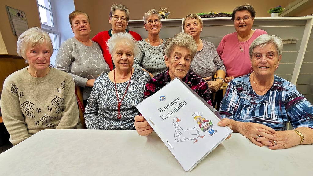 Viele Bennunger Frauen haben über 40 Backrezepte in der Sammlung „Bennunger Kuchenbuffet“ herausgebracht.