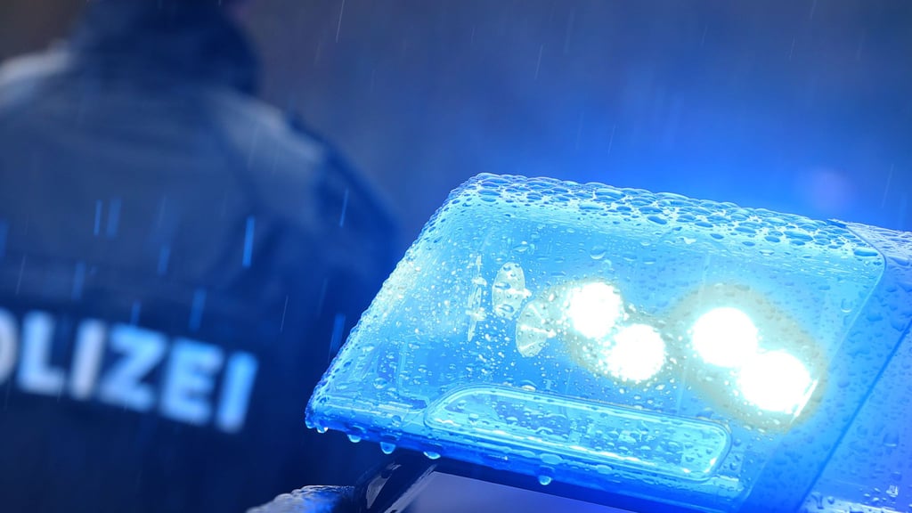Die Autobahn war in Richtung München für eine ganze Stunde vollgesperrt.