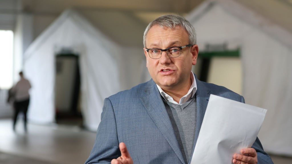 Der Präsident des Landkreistages und Landrat des Burgenlandkreises, Götz Ulrich.