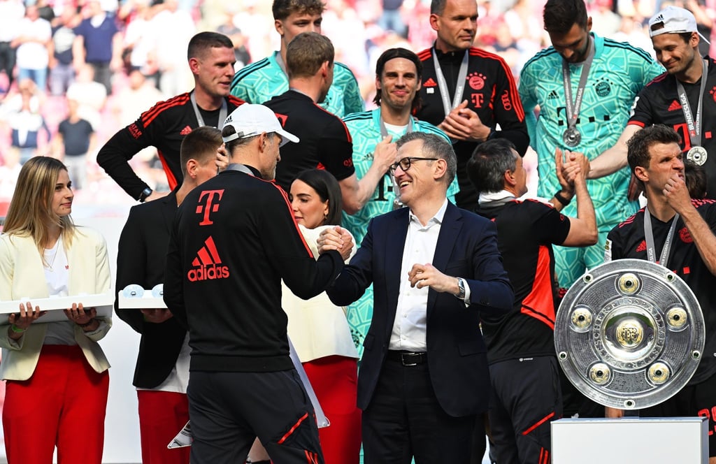 Bayerns Cheftrainer Thomas Tuchel (l) und Vrstandschef Jan-Christian Dreesen.