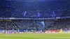Im ausverkauften Fanblock des 1. FC Magdeburg ging es beim Spiel in Hamburg stimmungsvoll zu. In der Halbzeitpause kam es allerdings zu Vorfällen einzelner Fans mit der Polizei.