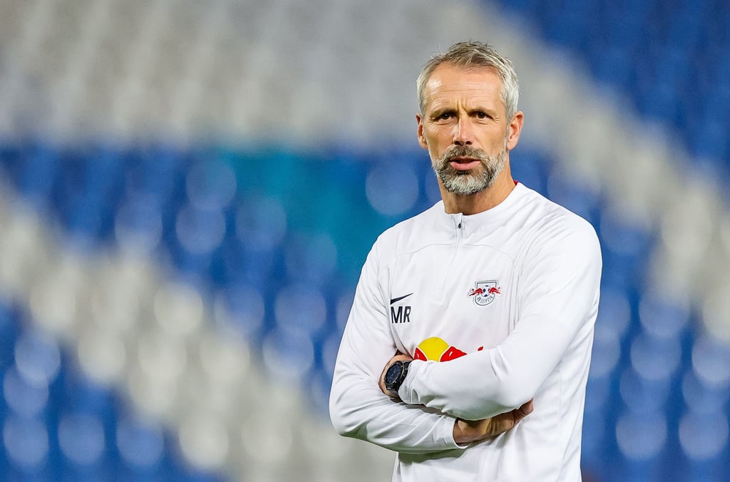 RB-Trainer Marco Rose beim Training im Rajko-Mitic-Stadion von Roter Stern Belgrad